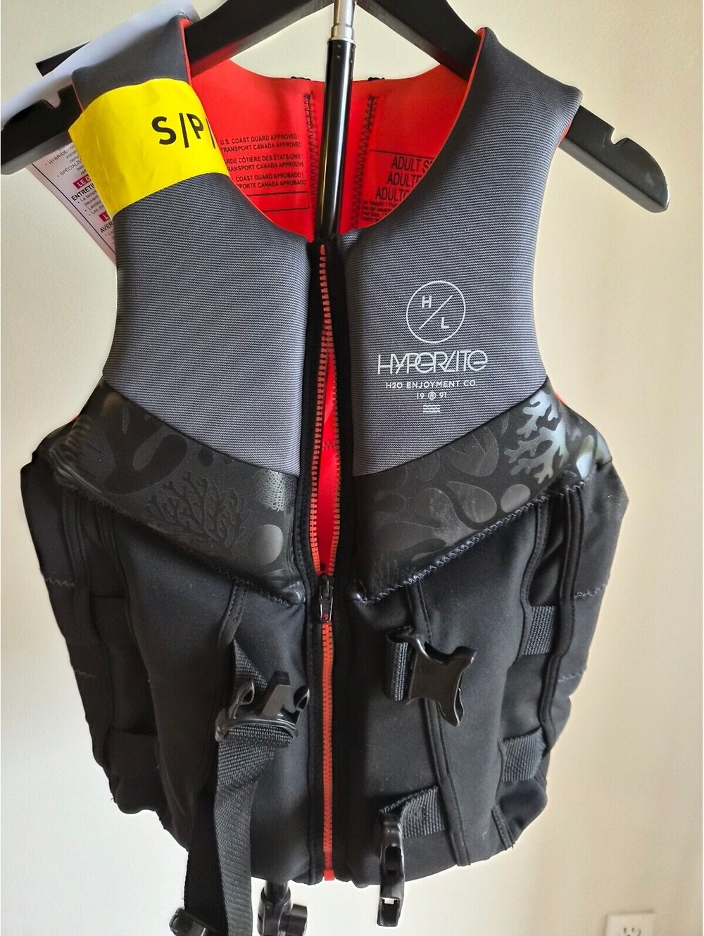 Hyperlite Adult Small Life Vest Wakeboard Vest 0084